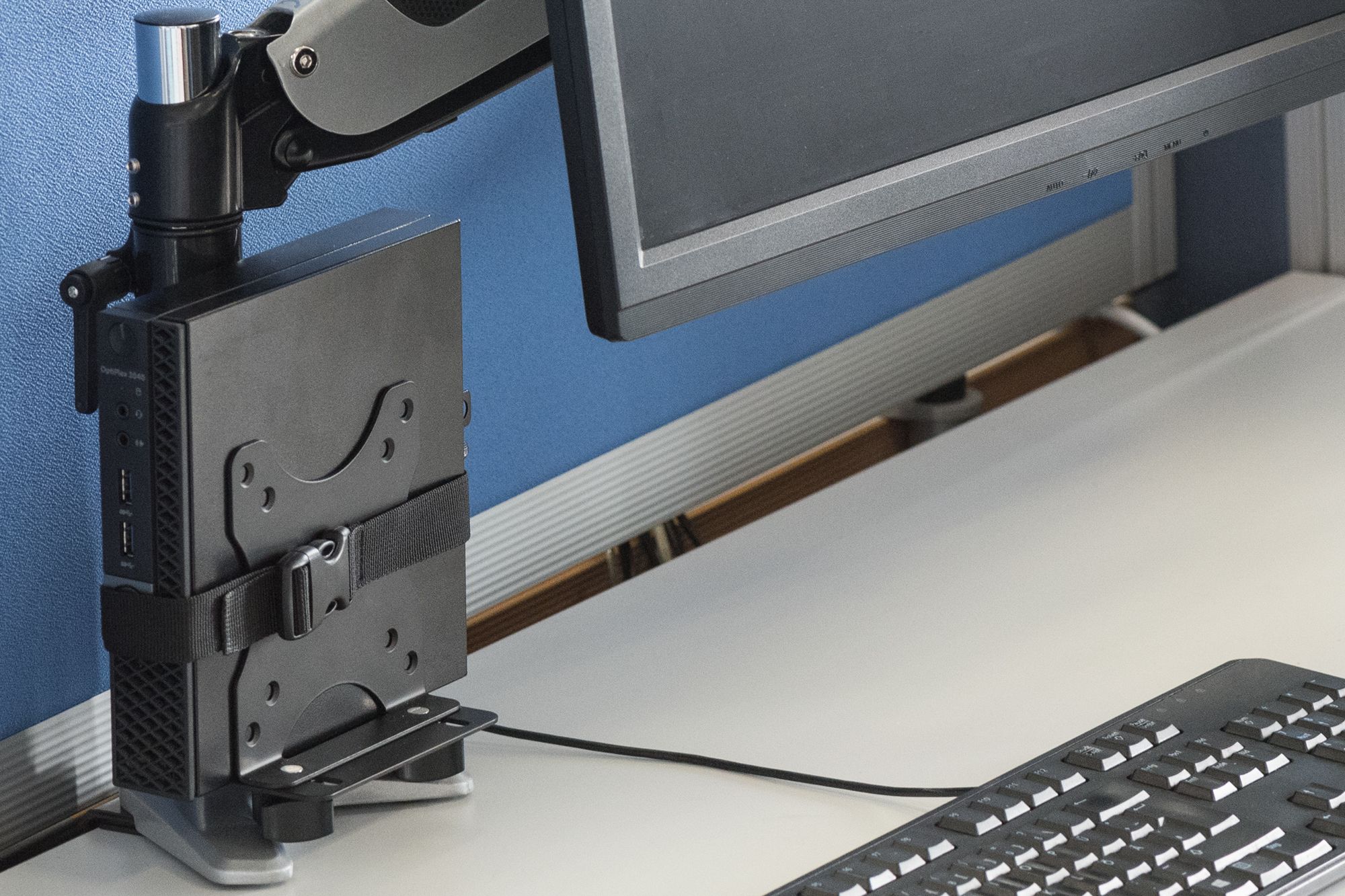 DIGITUS mini desktop PC holder VESA pattern 75x75 100x100 max.5Kg black_2