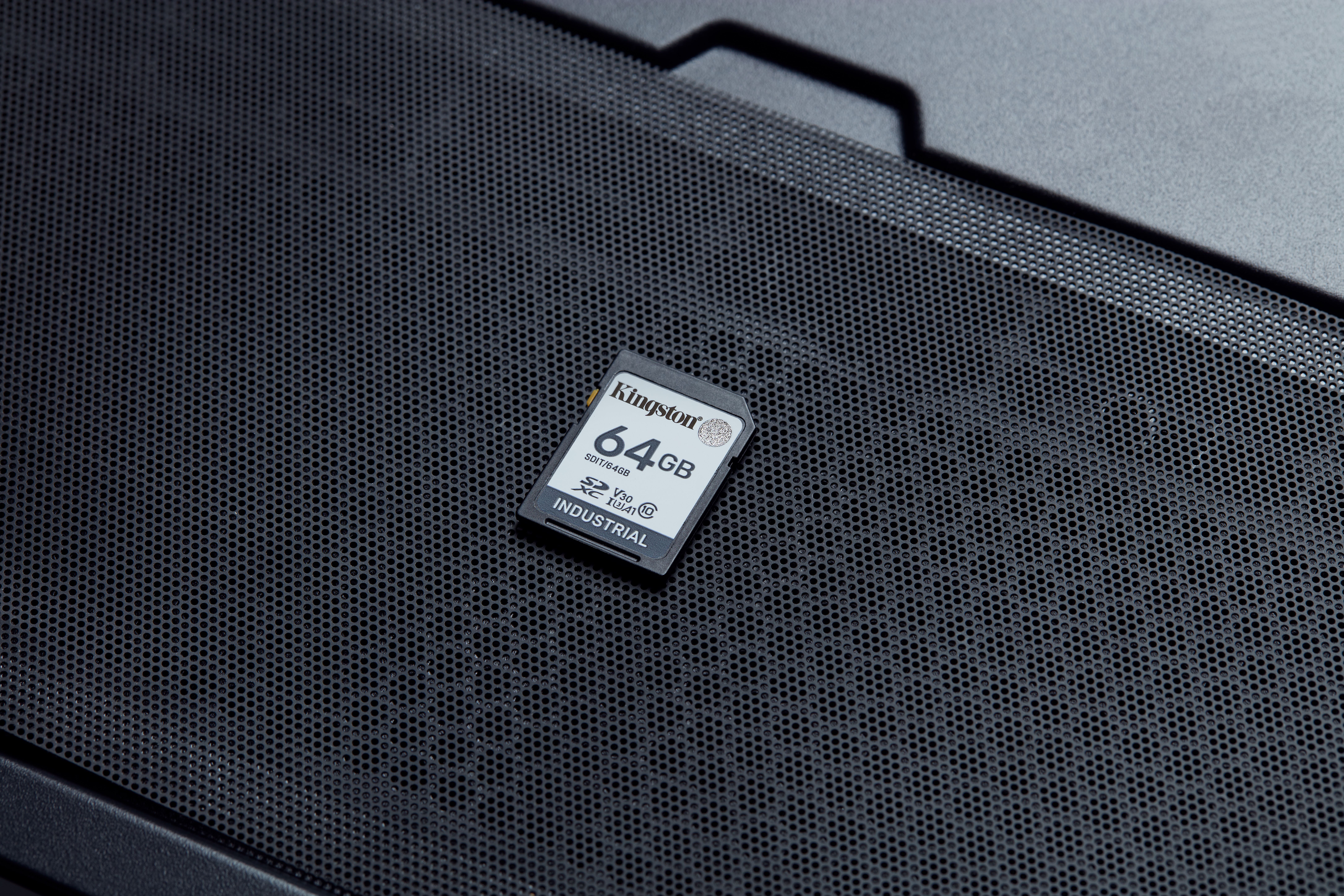 64GB SDXC INDUSTRIAL C10/-40C TO 85C UHS-I U3 V30 A1 PSLC_7