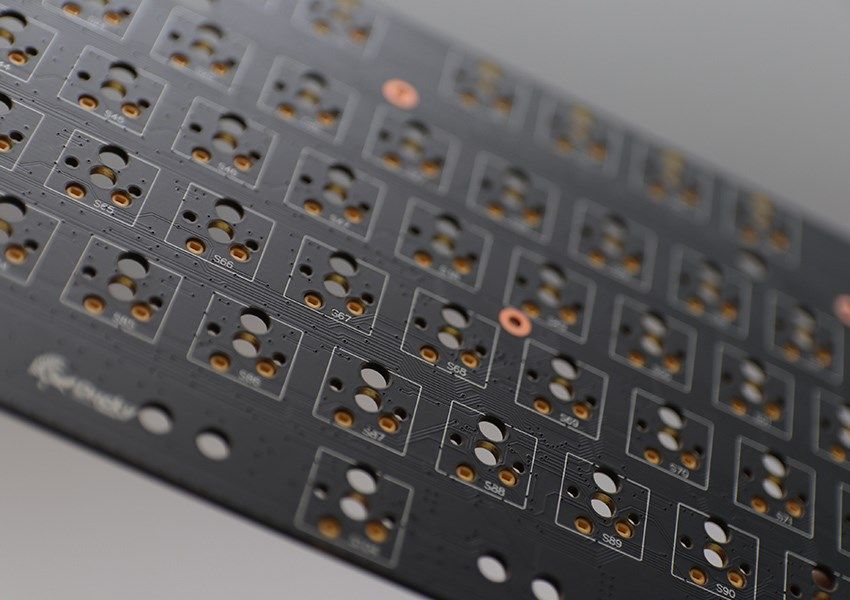 Ducky One 3 Aura Black SF Gaming Keyboard  RGB LED - MX-Speed-Silver_8
