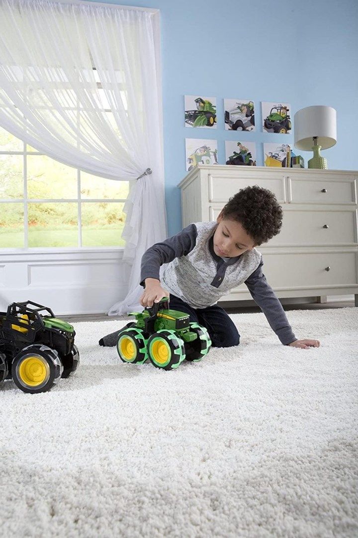 TOMY John Deere tractor Monster so.tires 46434_4