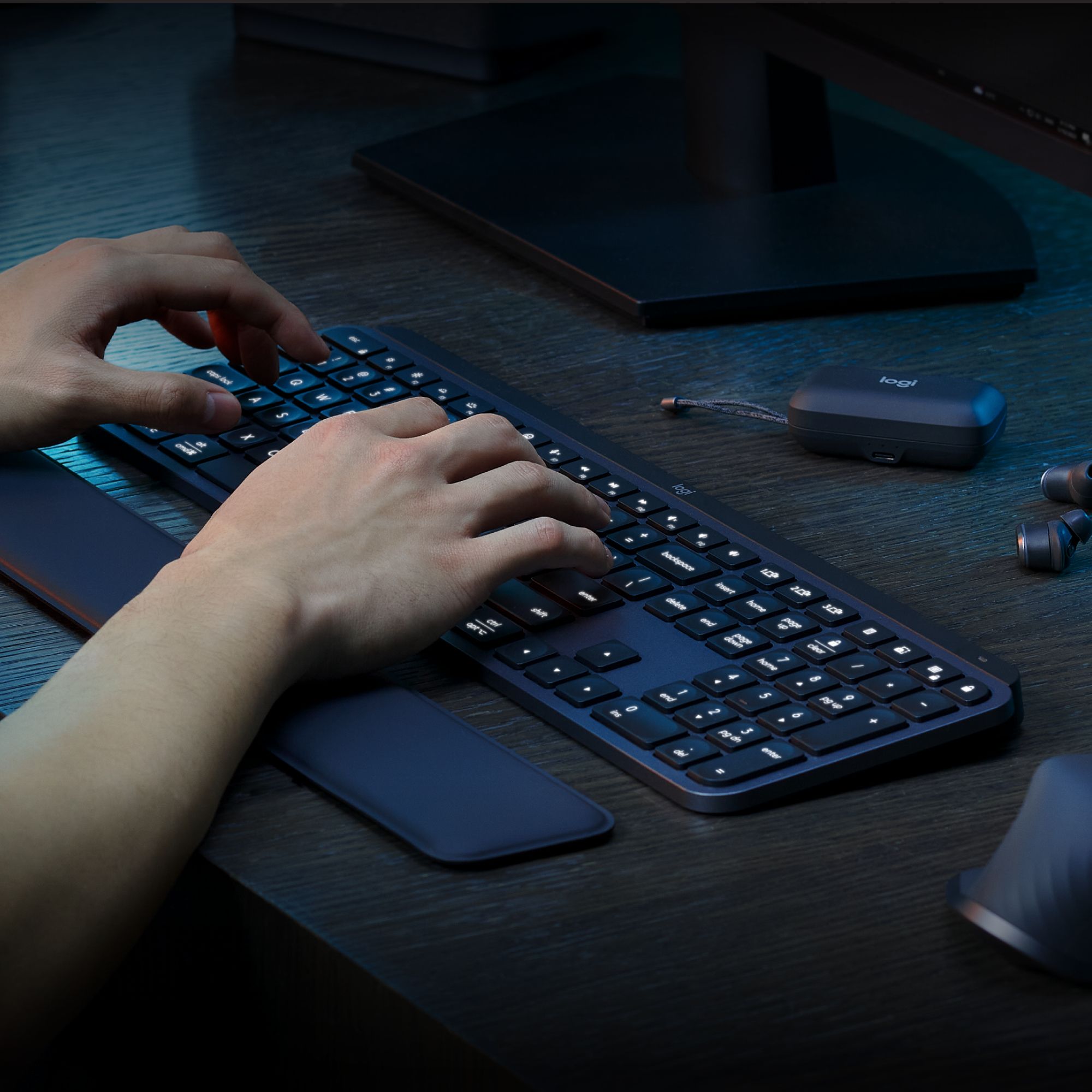 MX KEYS S COMBO - GRAPHITE FRA/- BT - N/A - CENTRAL-419_6