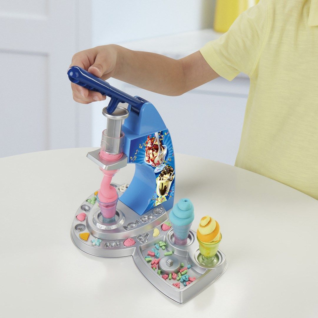 PROMO Play-Doh Rainbow Ice Cream Parlour E6688 635863 HASBRO_9